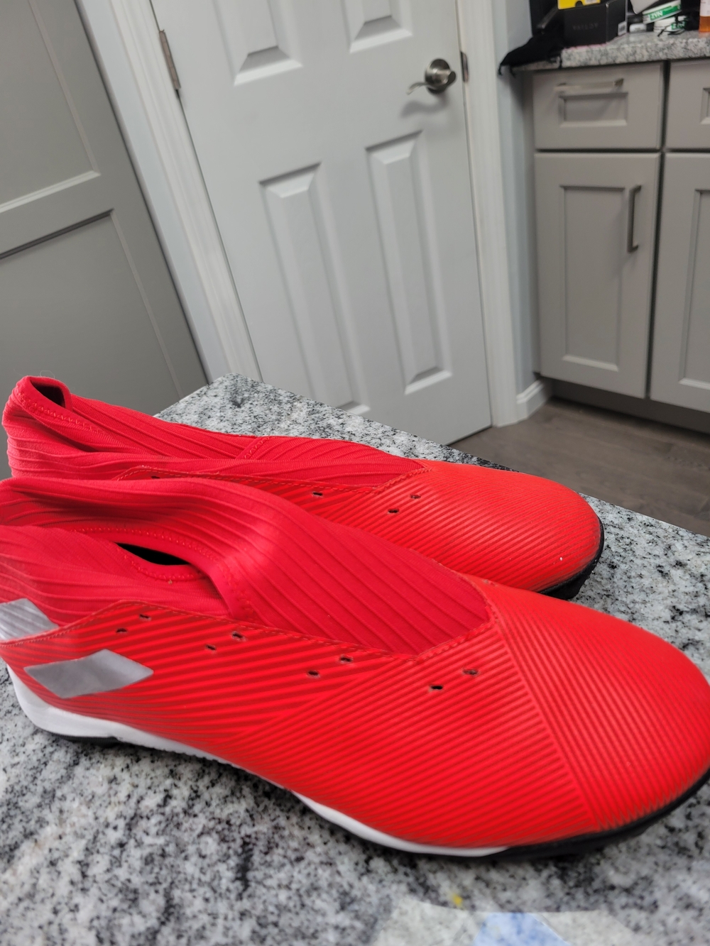 adidas Nemisis Men’s Athletic Shoes Red sz 10.5